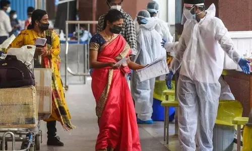 தமிழகத்தில் மேலும் 703 பேருக்கு கொரோனா தமிழகத்தில் மேலும் 703 பேருக்கு கொரோனா