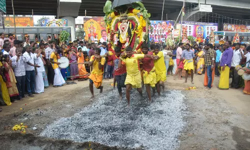 பெரிய மாரியம்மன் கோவிலில் ஆடி திருவிழா பெரிய மாரியம்மன் கோவிலில் ஆடி திருவிழா