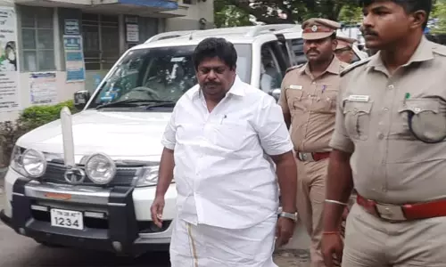 பாஜக மாநில துணைத் தலைவர் கே.பி.ராமலிங்கத்துக்கு வரும் 29ஆம் தேதி வரை நீதிமன்ற காவல் பாஜக மாநில துணைத் தலைவர் கே.பி.ராமலிங்கத்துக்கு வரும் 29ஆம் தேதி வரை நீதிமன்ற காவல்