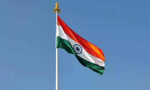 உப்பள்ளி-தார்வாரில் சுதந்திர தினவிழா கோலாகலம் உப்பள்ளி-தார்வாரில் சுதந்திர தினவிழா கோலாகலம்