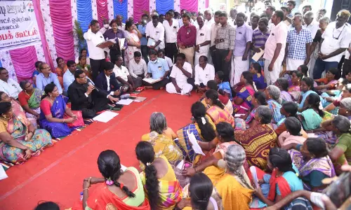 பெரியசீரகாபாடி ஊராட்சியில் கிராம சபை கூட்டம் பெரியசீரகாபாடி ஊராட்சியில் கிராம சபை கூட்டம்