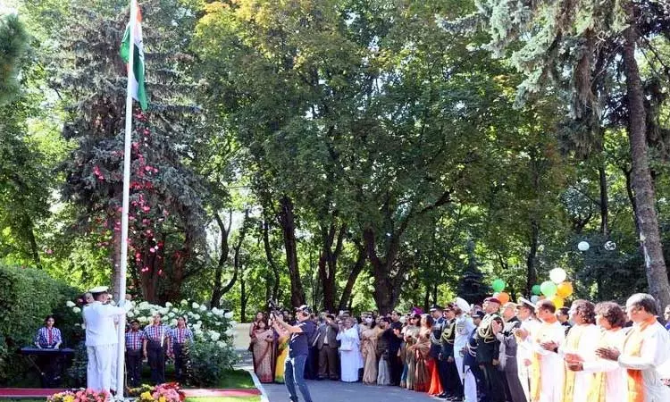 ரஷியாவில் உள்ள இந்திய தூதரகத்தில் சுதந்திர தின கொண்டாட்டம் கோலாகலம்! ரஷியாவில் உள்ள இந்திய தூதரகத்தில் சுதந்திர தின கொண்டாட்டம் கோலாகலம்!