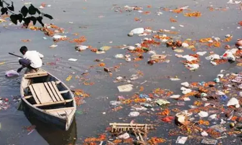 கங்கையை சுத்தப்படுத்த ரூ.30 ஆயிரம் கோடி மதிப்புள்ள திட்டங்களுக்கு அனுமதி: மத்திய மந்திரி