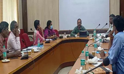 கோவை-மேட்டுப்பாளையம் சாலையில் மேம்பால பணிகளை விரைந்து முடிக்க வேண்டும்