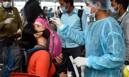 டெல்லியில் ஆயிரத்திற்கு கீழ் குறைந்த கொரோனா பாதிப்பு டெல்லியில் ஆயிரத்திற்கு கீழ் குறைந்த கொரோனா பாதிப்பு