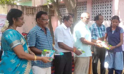 அரசு பள்ளி மாணவர்களுக்கு கல்வி உபகரணங்கள்