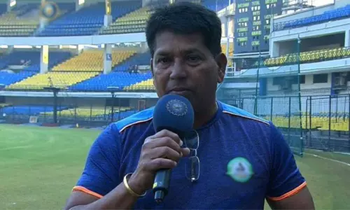 கொல்கத்தா நைட்ரைடர்ஸ் அணியின் புதிய தலைமைப் பயிற்சியாளராக சந்திரகாந்த் பண்டிட் நியமனம் கொல்கத்தா நைட்ரைடர்ஸ் அணியின் புதிய தலைமைப் பயிற்சியாளராக சந்திரகாந்த் பண்டிட் நியமனம்