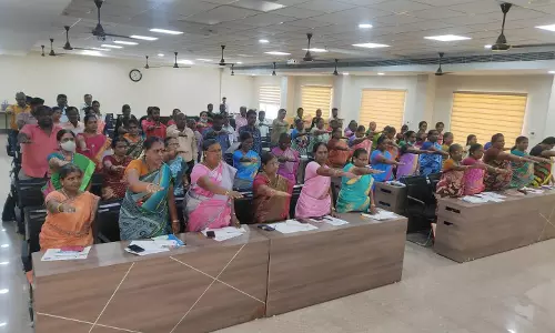 மனித கடத்தல் ஒழிப்பு குறித்து உறுதிமொழி ஏற்பு