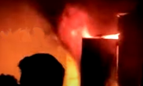 சென்னை வானகரத்தில் தனியார் குடோனில்  பயங்கர தீ விபத்து