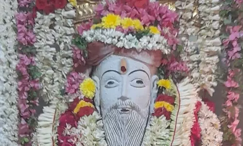 சாத்தனூர் திருமூலர் கோவிலில் அசுபதி நட்சத்திர மகாபிஷேகம் சாத்தனூர் திருமூலர் கோவிலில் அசுபதி நட்சத்திர மகாபிஷேகம்