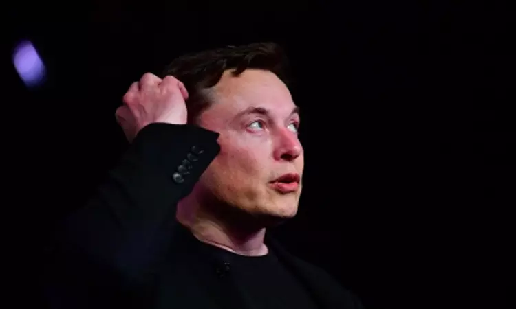 மான்செஸ்டர் யுனைடெட் அணியை வாங்குகிறேனா?- எலான் மஸ்க் விளக்கம் மான்செஸ்டர் யுனைடெட் அணியை வாங்குகிறேனா?- எலான் மஸ்க் விளக்கம்