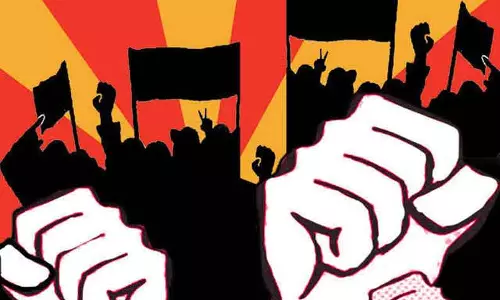 மாநகராட்சி, நகராட்சி அலுவலர்கள் சங்கம் ஆர்ப்பாட்டம் மாநகராட்சி, நகராட்சி அலுவலர்கள் சங்கம் ஆர்ப்பாட்டம்