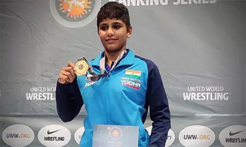 ஜூனியர் உலக மல்யுத்த சாம்பியன்ஷிப்: இந்திய வீராங்கனை தங்கம் வென்று சாதனை