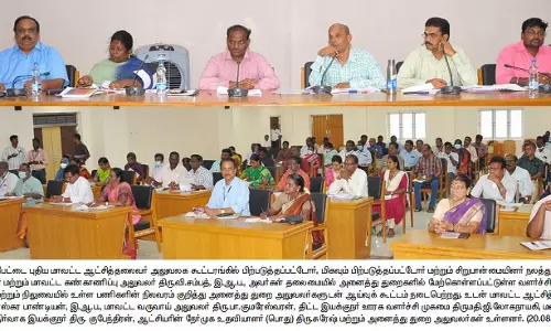 வளர்ச்சி திட்ட பணிகள் குறித்து கண்காணிப்பு அலுவலர் ஆய்வு வளர்ச்சி திட்ட பணிகள் குறித்து கண்காணிப்பு அலுவலர் ஆய்வு