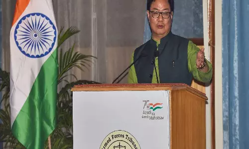 நாடு முழுவதும் கோர்ட்டுகளில் நிலுவையில் இருக்கும் 5 கோடி வழக்குகள் - மத்திய சட்ட மந்திரி கிரண் ரெஜிஜூ