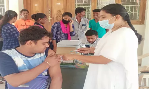 சுல்தான்பேட்டை ஒன்றியத்தில் கொரோனா தடுப்பூசி சிறப்பு முகாம்