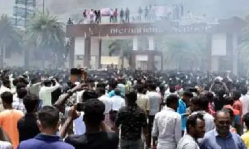 கள்ளக்குறிச்சி கலவர வழக்கு: வேறு அமர்வுக்கு மாற்றம் கள்ளக்குறிச்சி கலவர வழக்கு: வேறு அமர்வுக்கு மாற்றம்