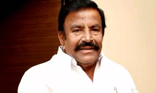 பலமுனை கட்டணங்கள் வசூலிப்பதாக புகார் சுற்றுலா வாகன நிறுத்த கட்டணம் வசூலிக்க தற்காலிக தடை - அமைச்சர் கே.என்.நேரு உத்தரவு