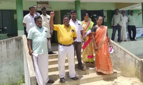 ஒன்றியக்குழு கூட்டத்தில் உறுப்பினர்கள் வெளிநடப்பு