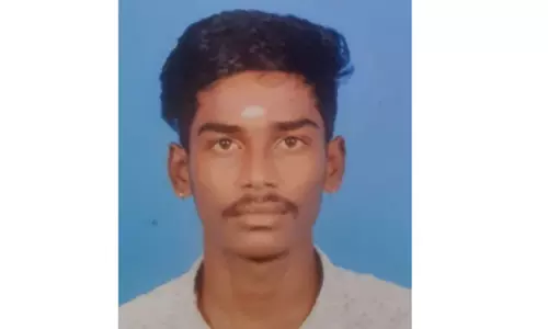 வேளாங்கண்ணிக்கு பாதயாத்திரை சென்ற  கல்லூரி மாணவர் சரமாரியாக வெட்டிக்கொலை  மரக்காணம் அருகே பயங்கரம்