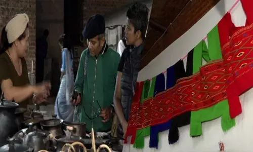 டெல்லியில் பழங்குடியினர் கலைக் கண்காட்சி இன்று தொடங்கியது டெல்லியில் பழங்குடியினர் கலைக் கண்காட்சி இன்று தொடங்கியது