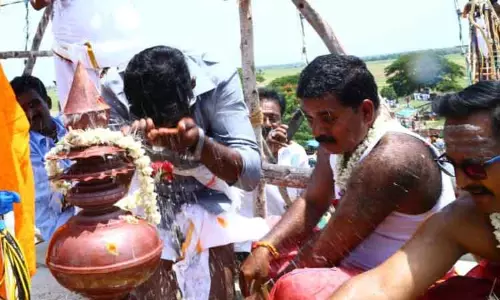 அம்மன் கோவில்களில் குடமுழுக்கு