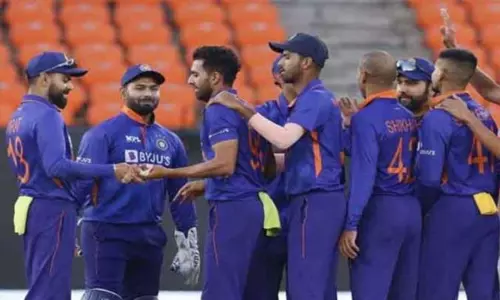 ஒருநாள் போட்டி தரவரிசையை வெளியிட்டது ஐசிசி : 3-வது இடத்தில் இந்திய அணி