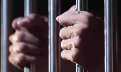 மளிகைக்கடைக்காரர் உள்பட 2 பேருக்கு ஆயுள் தண்டனை