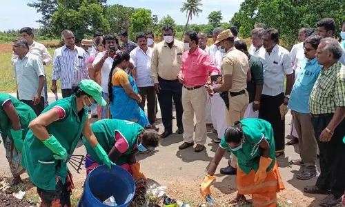 சீவல்சரகு, போடிகாமன்வாடி ஊராட்சிகளில் நம்ம ஊரு சூப்பரு திட்டத்தில் தூய்மை பணி சீவல்சரகு, போடிகாமன்வாடி ஊராட்சிகளில் நம்ம ஊரு சூப்பரு திட்டத்தில் தூய்மை பணி