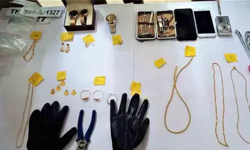 இலங்கையில் இருந்து கள்ளத்தோணியில் தப்பி வந்து கொள்ளையனாக மாறியவர் சிக்கினார்