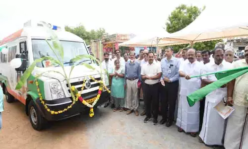 நம்ம ஊரு சூப்பரு விழிப்புணர்வு வாகனம்