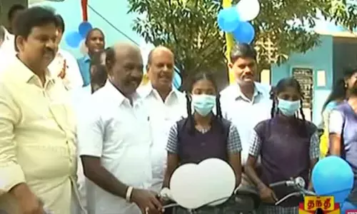 இலவச திட்டங்களை சரியாக செயல்படுத்தியதால் தான் தமிழ்நாடு முன்னிலையில் உள்ளது - அமைச்சர் மா.சுப்பிரமணியன் இலவச திட்டங்களை சரியாக செயல்படுத்தியதால் தான் தமிழ்நாடு முன்னிலையில் உள்ளது - அமைச்சர் மா.சுப்பிரமணியன்