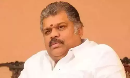 நூல் விலையை உடனடியாக குறைக்க வேண்டும்: மத்திய மந்திரி பியூஸ்கோயலிடம் ஜி.கே.வாசன் கோரிக்கை நூல் விலையை உடனடியாக குறைக்க வேண்டும்: மத்திய மந்திரி பியூஸ்கோயலிடம் ஜி.கே.வாசன் கோரிக்கை