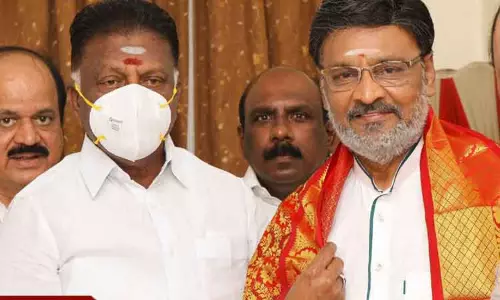 அதிமுகவில் ஓபிஎஸ் உடன் இணைந்து செயல்படுவோம் - இயக்குனர் பாக்யராஜ்