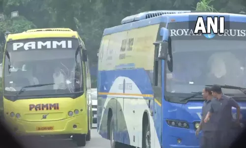 ஜார்க்கண்ட்: ஆட்சியை தக்கவைக்க எம்.எல்.ஏக்களை பாதுகாக்க தொடங்கினார் ஹேமந்த் சோரன்