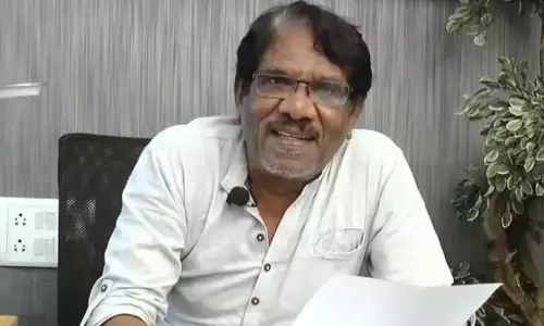 இயக்குநர் பாரதிராஜா நலமுடன் உள்ளார்- மருத்துவமனை நிர்வாகம் இயக்குநர் பாரதிராஜா நலமுடன் உள்ளார்- மருத்துவமனை நிர்வாகம்