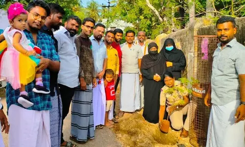 மரக்கன்று நடும் நிகழ்ச்சி