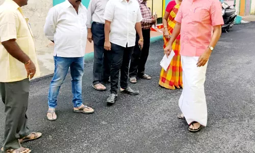 திருப்பத்தூர் நகராட்சி பகுதிகளில் தார்சாலை பணிகளை நல்லதம்பி எம்.எல்.ஏ. ஆய்வு
