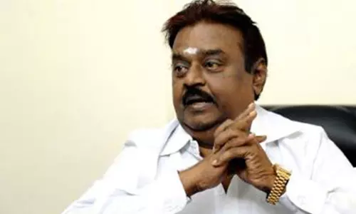 பொதுமக்களுக்கு மாற்று இடங்கள் வழங்கிய பின்னரே நீர்நிலை ஆக்கிரமிப்பு இடங்களை அகற்ற வேண்டும் - விஜயகாந்த் பொதுமக்களுக்கு மாற்று இடங்கள் வழங்கிய பின்னரே நீர்நிலை ஆக்கிரமிப்பு இடங்களை அகற்ற வேண்டும் - விஜயகாந்த்