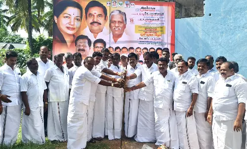 சாலை அமைக்க பூமி பூஜை