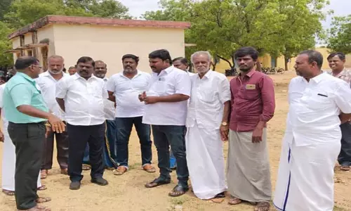 அரசு பள்ளியில் சதன் திருமலைக்குமார் எம்.எல்.ஏ. ஆய்வு