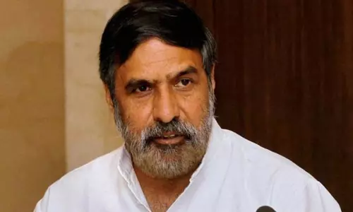 தலைவர் தேர்தலுக்கான வாக்காளர் பட்டியல் எங்கே? -  ஆனந்த் சர்மா சரமாரி கேள்வி