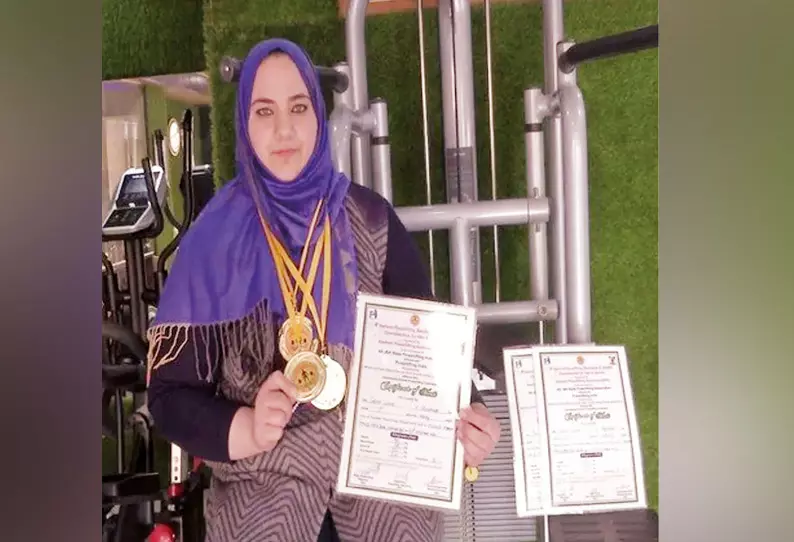 பளு தூக்கும் மங்கை சாய்மா பளு தூக்கும் மங்கை சாய்மா