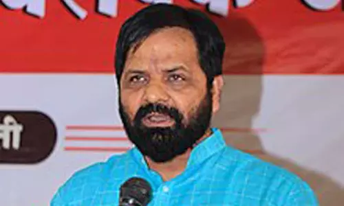 தற்போது நடந்து வரும் ஆட்சி முடியும் வரை அதிருப்தி எம்.எல்.ஏ.க்கள் தகுதி நீக்க வழக்கின் தீர்ப்பு வராது- ஷிண்டே அணி எம்.எல்.ஏ. சர்ச்சை பேச்சு