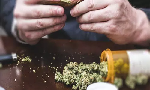 உடுப்பியில், பல்வேறு இடங்களில் போதைப்பொருள் பயன்படுத்திய 8 பேர் பிடிபட்டனர்