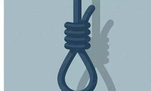 தூக்குப்போட்டு தொழிலாளி தற்கொலை