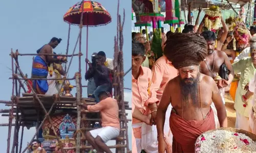 காரைக்கால் கோட்டுச்சேரி வரசித்தி விநாயகர் கோவிலில் மகாகும்பாபிஷேகம் காரைக்கால் கோட்டுச்சேரி வரசித்தி விநாயகர் கோவிலில் மகாகும்பாபிஷேகம்