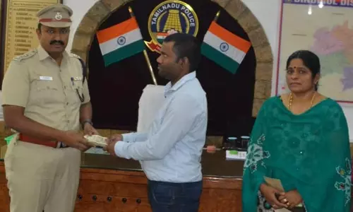 கொடைக்கானல் வாலிபரிடம் ரூ.1 லட்சம் மோசடி கொடைக்கானல் வாலிபரிடம் ரூ.1 லட்சம் மோசடி