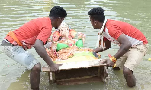 சிக்கமகளூரு நகரசபை சார்பில் விநாயகர் சதுர்த்தி கொண்டாட்டம் சிக்கமகளூரு நகரசபை சார்பில் விநாயகர் சதுர்த்தி கொண்டாட்டம்