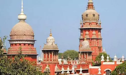 கட்டுமான நிறுவனத்திற்கு எதிரான மோசடி புகார் - மத்தியஸ்தம் செய்ய ஓய்வுபெற்ற நீதிபதி கிருபாகரன் நியமனம் கட்டுமான நிறுவனத்திற்கு எதிரான மோசடி புகார் - மத்தியஸ்தம் செய்ய ஓய்வுபெற்ற நீதிபதி கிருபாகரன் நியமனம்